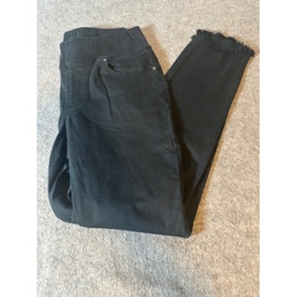 Belle by Kim Gravel Black Pull On Slim Jeans Frayed Raw Hem Size 10